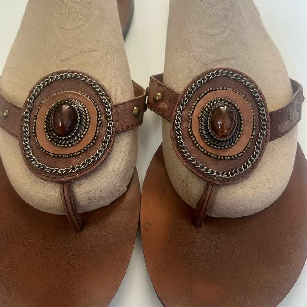 Nine West brown leather sandle - Picture 2 of 4
